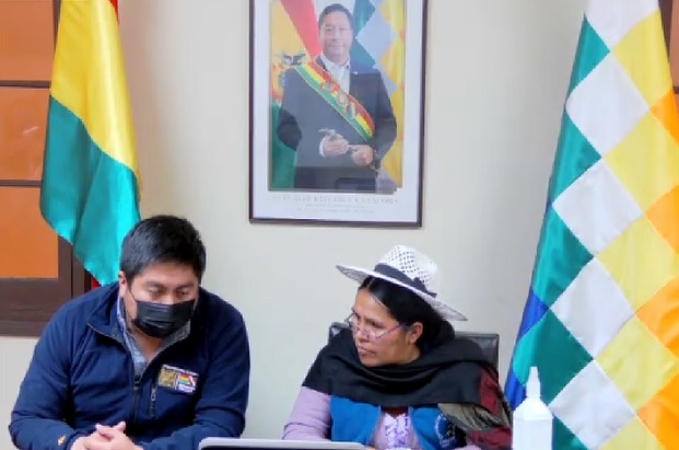 El ministerio de culturas y el CIAAAT desmienten la publicación de El Deber sobre Tiwanaku El ministerio de culturas y el CIAAAT desmienten la publicación de El Deber sobre Tiwanaku