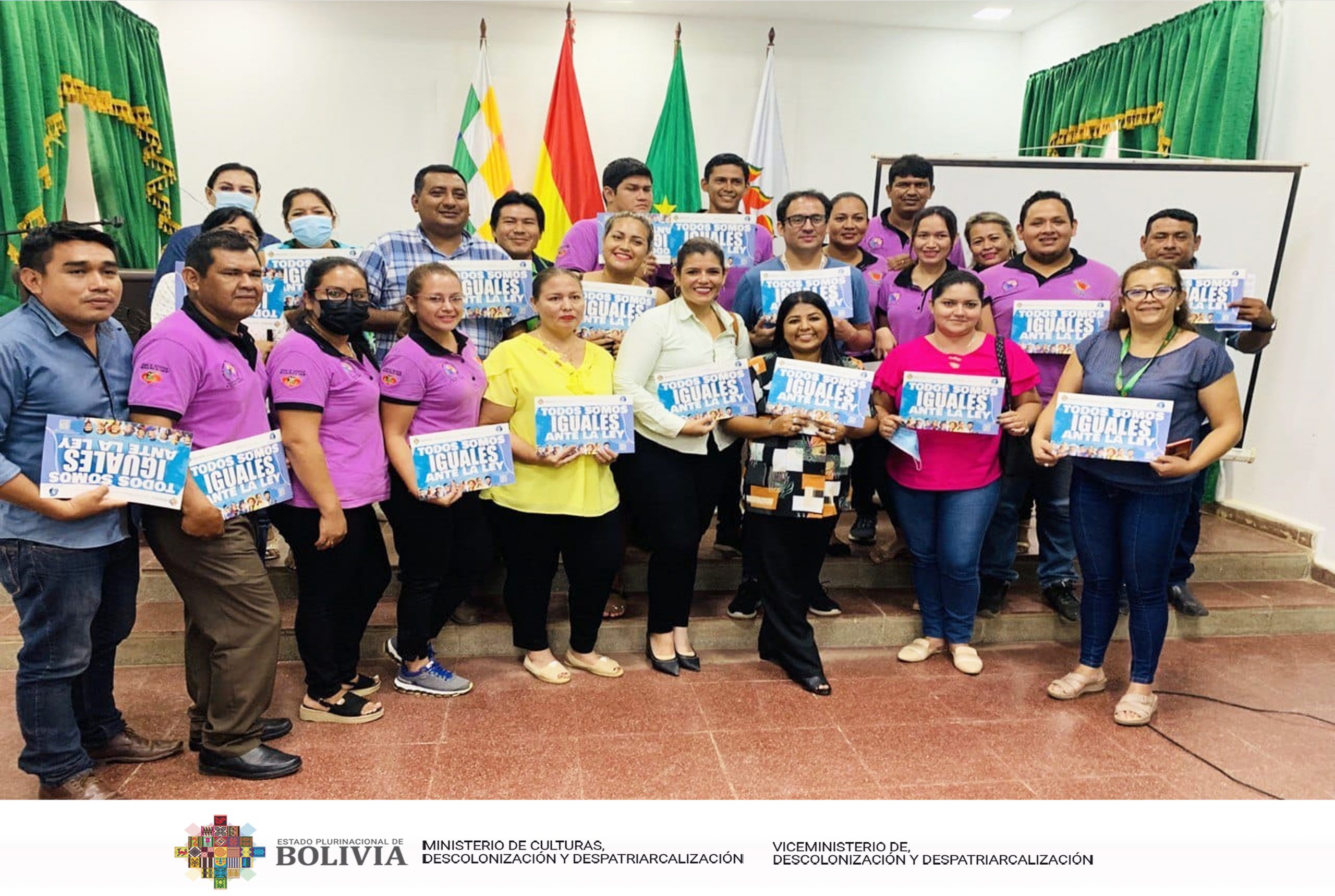 El Ministerio de Culturas, Descolonización y Despatriarcalización estuvo en el “Trinidad Departamento del Beni” El Ministerio de Culturas, Descolonización y Despatriarcalización estuvo en el “Trinidad Departamento del Beni”