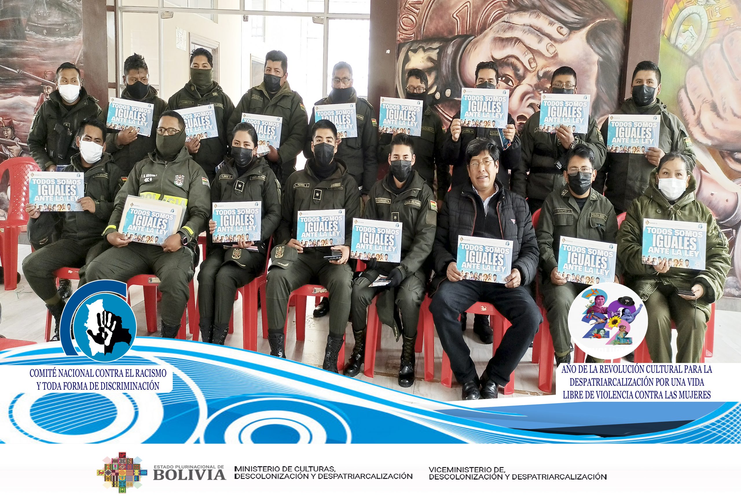 Taller sobre Descolonización y Despatriarcalización y la ley No. 045 en la EPI San Antonio de la ciudad de La Paz Taller sobre Descolonización y Despatriarcalización y la ley No. 045 en la EPI San Antonio de la ciudad de La Paz