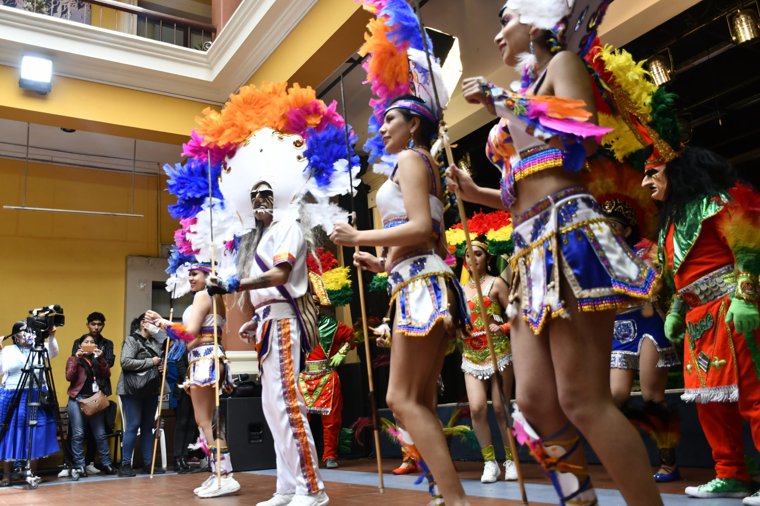 Ministerio de Culturas Descolonización y Despatriarcalización hizo el  lanzamiento del  Carnaval de Oruro 2023