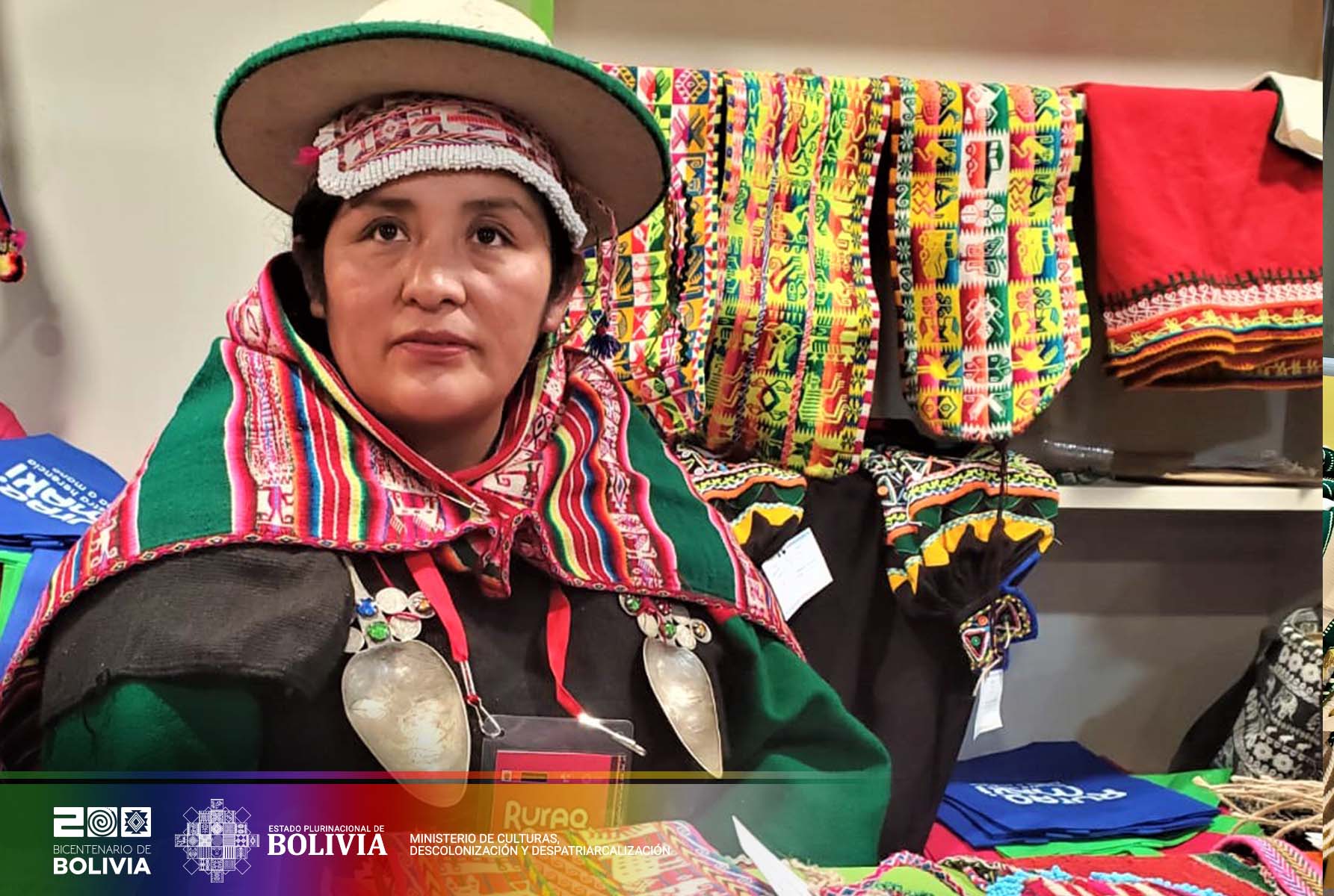 Delegación de tejedoras y tejedores bolivianos ya se encuentran en Lima – Perú participando de la Expo RURAQ MAKI 2023