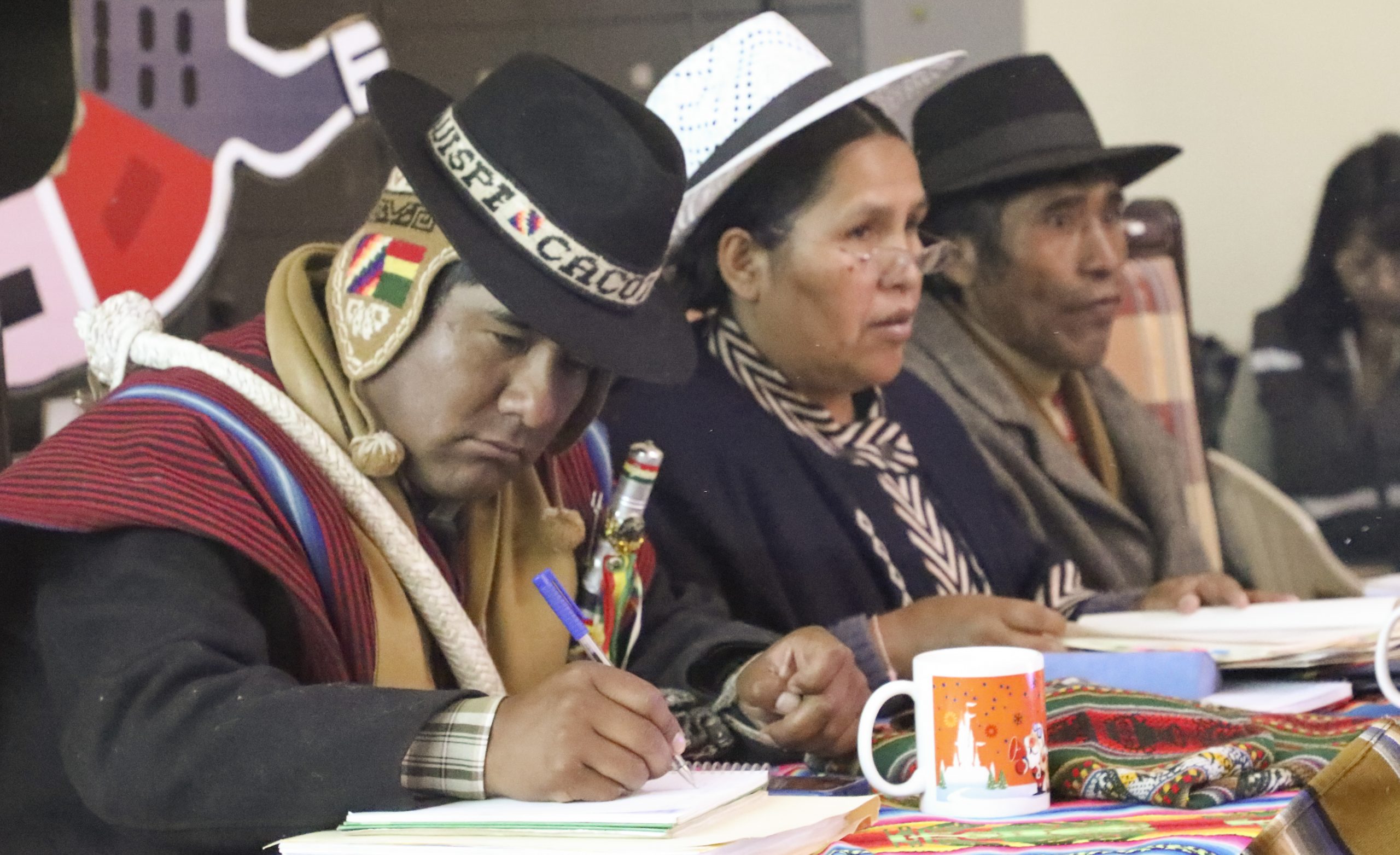 Directorio del Centro de Investigaciones Arqueológicas, Antropológicas y Administración de Tiwanaku (CIAAAT) evaluó el Plan de Manejo de Proyectos Directorio del Centro de Investigaciones Arqueológicas, Antropológicas y Administración de Tiwanaku (CIAAAT) evaluó el Plan de Manejo de Proyectos